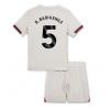Chelsea Benoit Badiashile #5 Bortedraktsett Barn 2025-26 Kortermet (+ Korte bukser) Chelsea Benoit Badiashile #5 Bortedraktsett Barn 2025-26 Kortermet (+ Korte bukser)